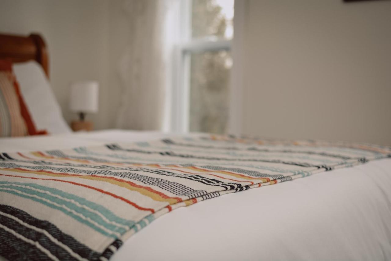 Hill Road Manor Bed & Breakfast グランド・フォールズ・ウィンザー エクステリア 写真