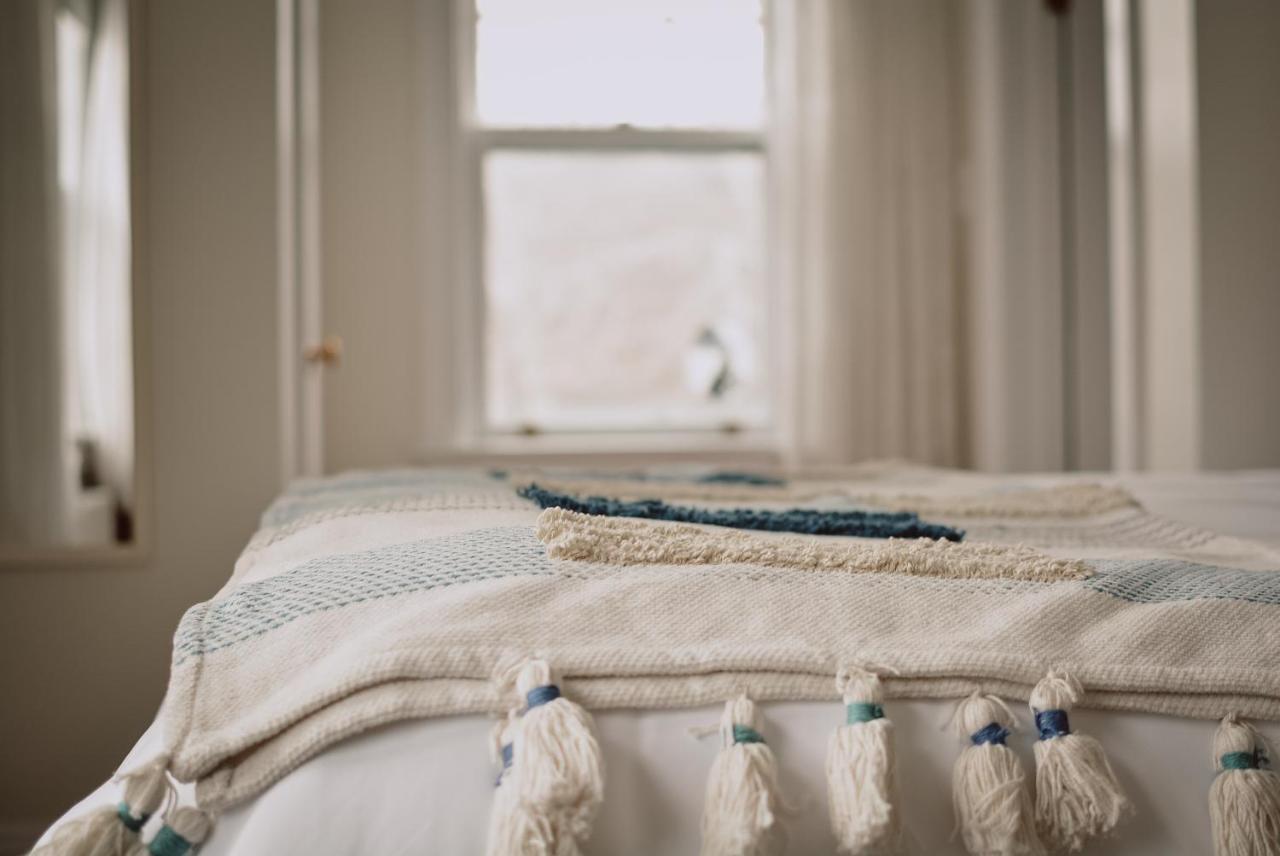 Hill Road Manor Bed & Breakfast グランド・フォールズ・ウィンザー エクステリア 写真