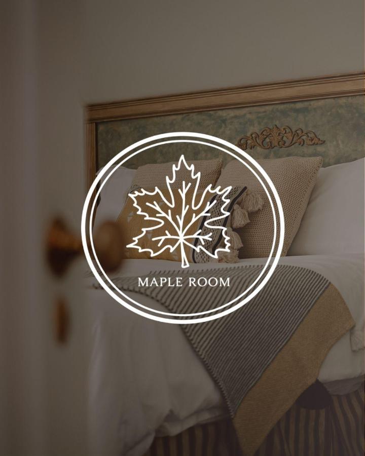Hill Road Manor Bed & Breakfast グランド・フォールズ・ウィンザー エクステリア 写真
